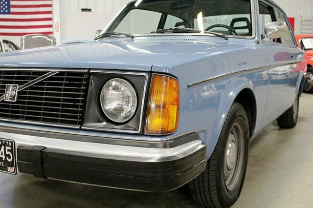 1979 Volvo 242 DL -- - photo 9