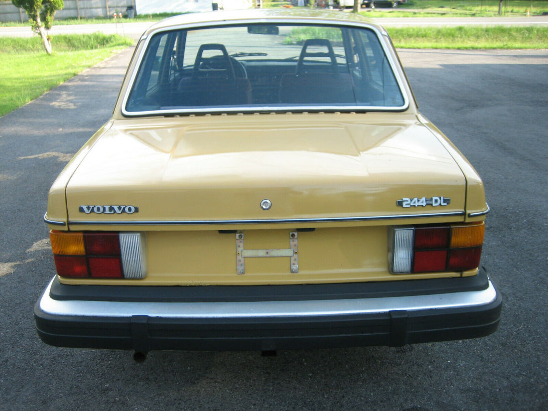 1979 Volvo 240 - photo 4