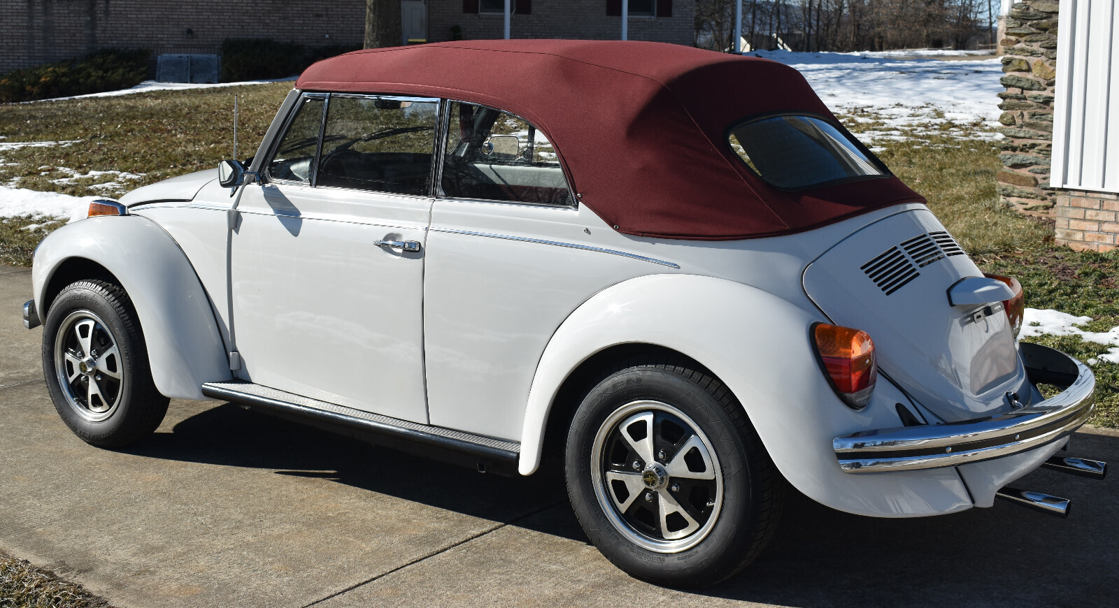 1979 Volkswagen Beetle - Classic Convertible Restored 1.6 L 4-Speed (video) - photo 5