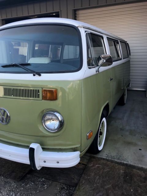 1979 VW type 2 Bus 1979 Volkswagen Bus/Vanagon