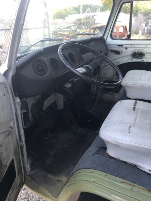 1979 Volkswagen Bus/Vanagon - photo 4