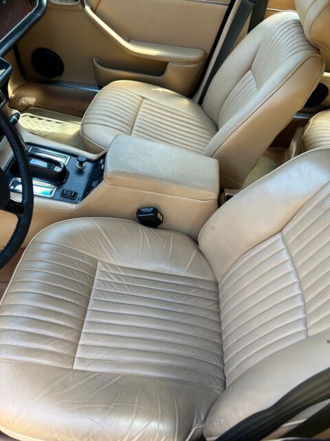 1979 Jaguar XJ6 - photo 7