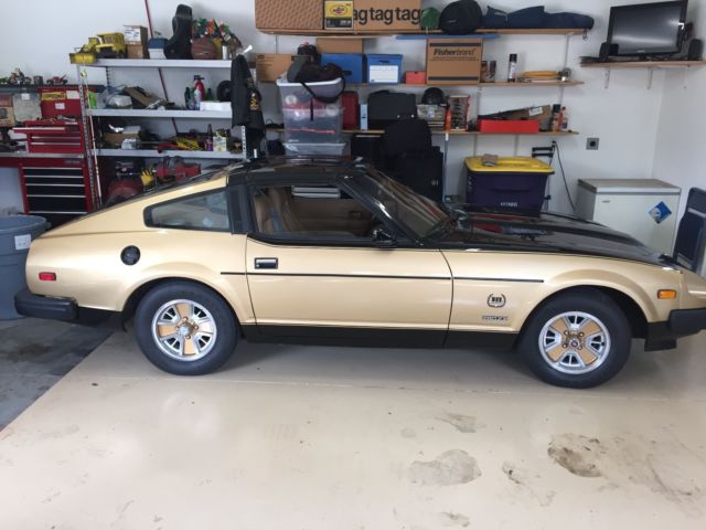 1980 10th Anniversary Datsun 280ZX Black and Gold 1980 Datsun Z-Series