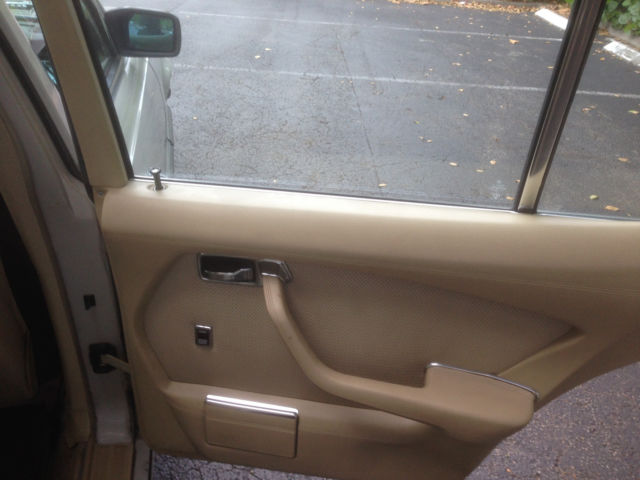 1980 Mercedes-Benz 300-Series 300SD - photo 12