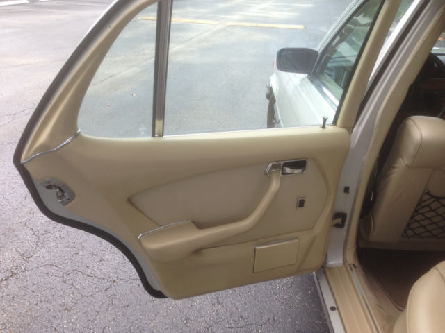 1980 Mercedes-Benz 300-Series S class diesel - photo 8