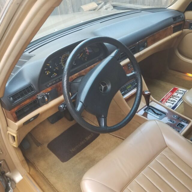 1980 Mercedes-Benz 300-Series - photo 11