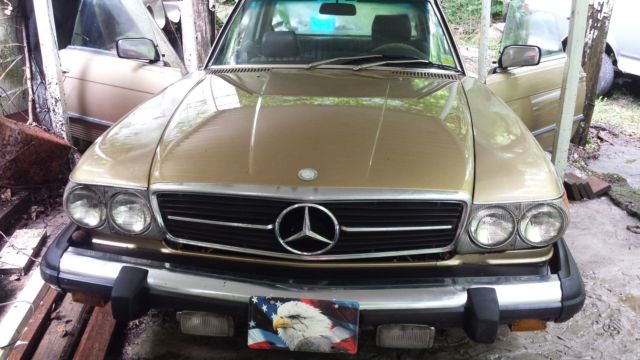 1980 Mercedes-Benz SLC 380 - photo 2
