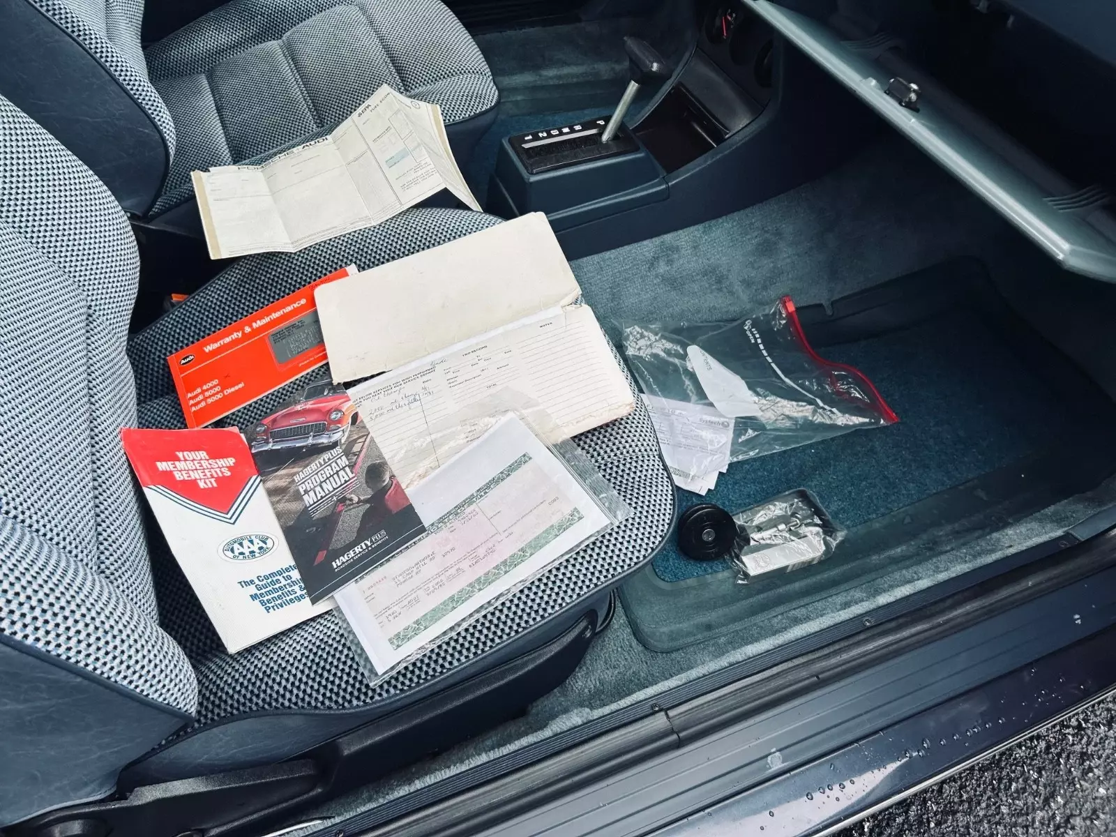 1980 Audi 80 20K MILES documented Coupe 4000 Fuel Injected Like NEW - photo 6