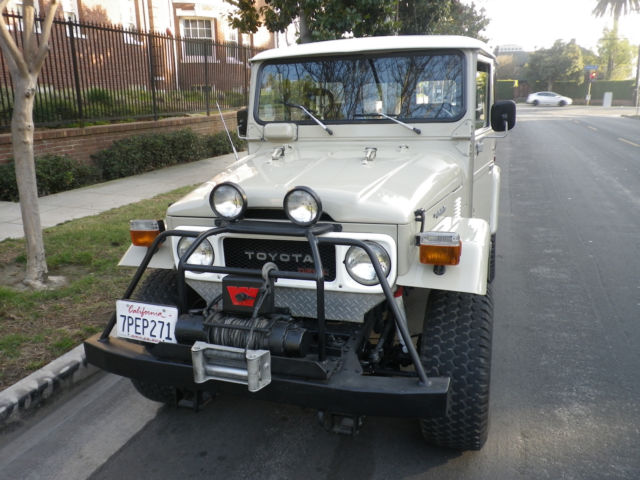 1980 Toyota Land Cruiser BJ40 - photo 2