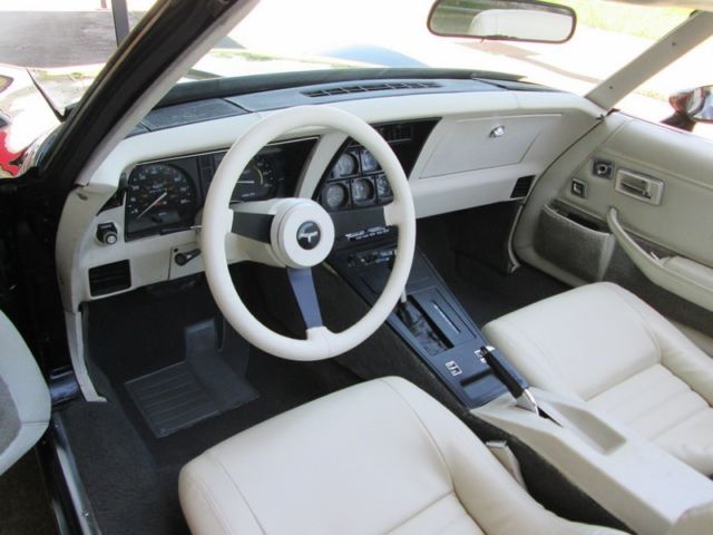 1980 Chevrolet Corvette - photo 13