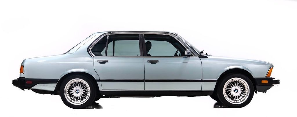 1980 BMW 733I - photo 4