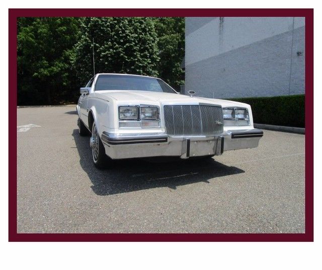 1980 Buick Riviera Low Miles Garage kept - photo 3