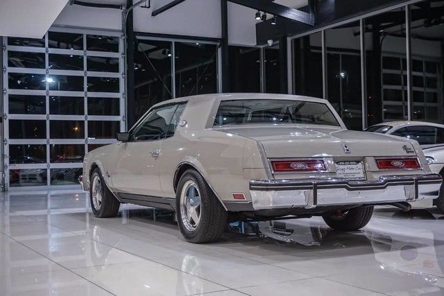 1980 Buick Riviera - photo 11
