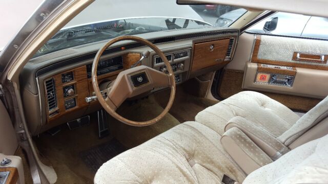 1980 Cadillac DeVille 2 Door Coupe - photo 8