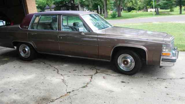 1980 Cadillac DeVille ELAGANCE - photo 2