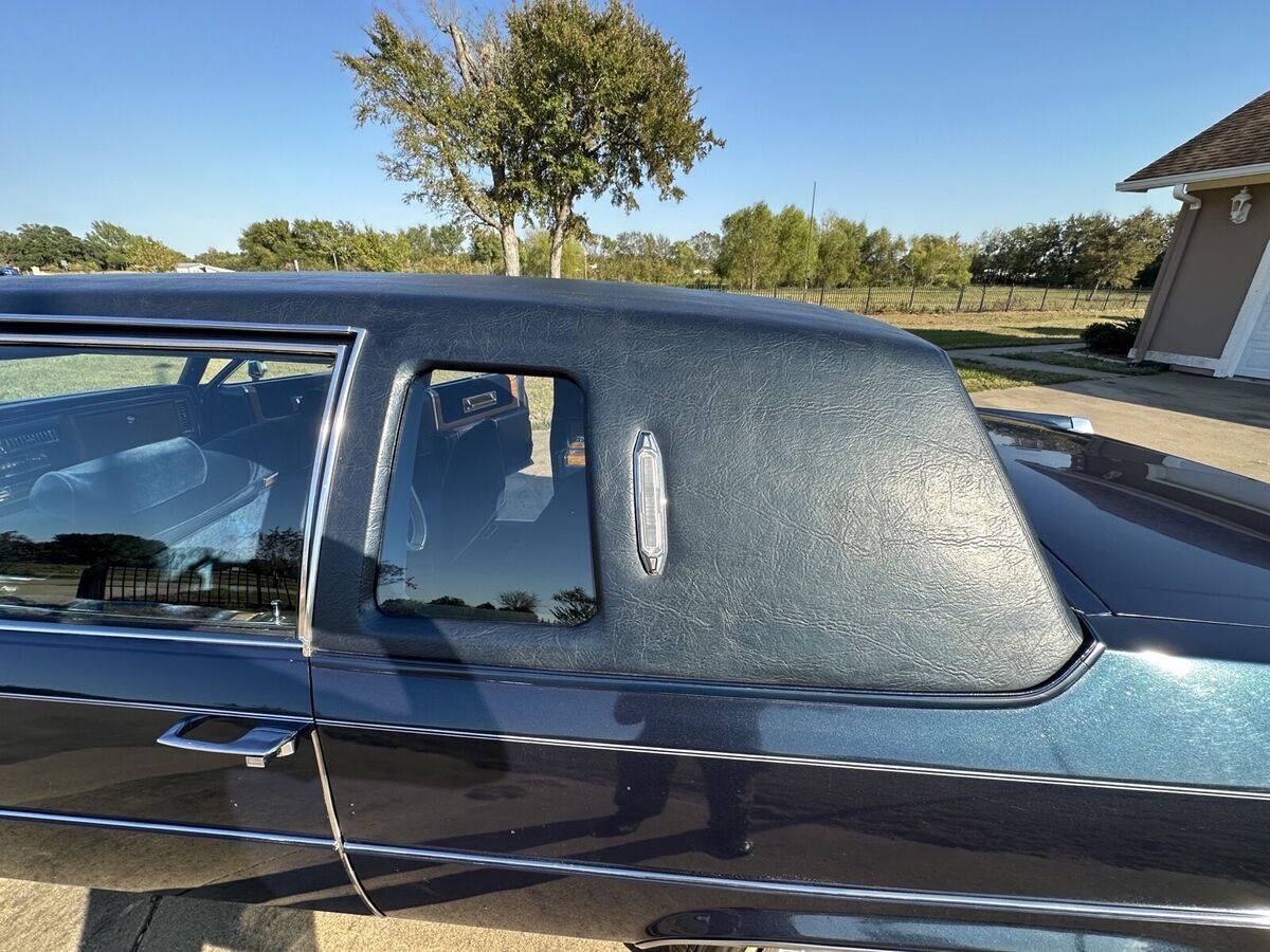 1980 Cadillac Fleetwood Limousine - photo 8
