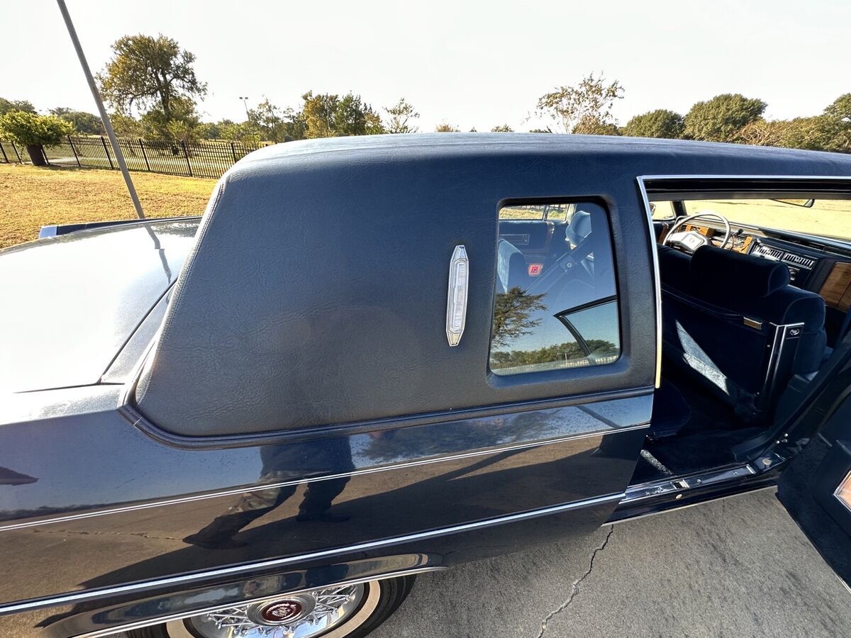 1980 Cadillac Fleetwood Limousine - photo 9