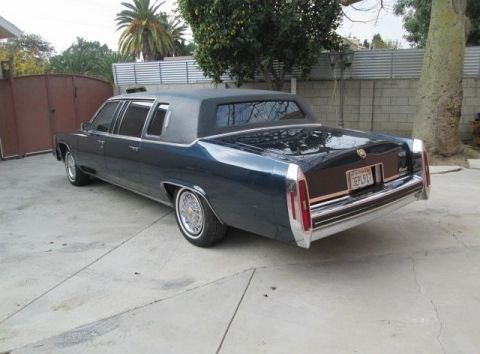 1980 Cadillac Fleetwood limousine - photo 2