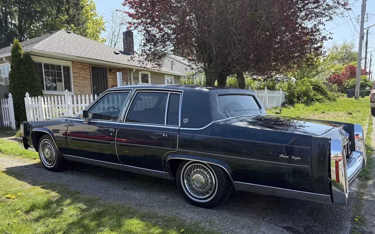 1980 Cadillac Fleetwood Sedan Blue Brougham 1980 Cadillac Fleetwood Brougham