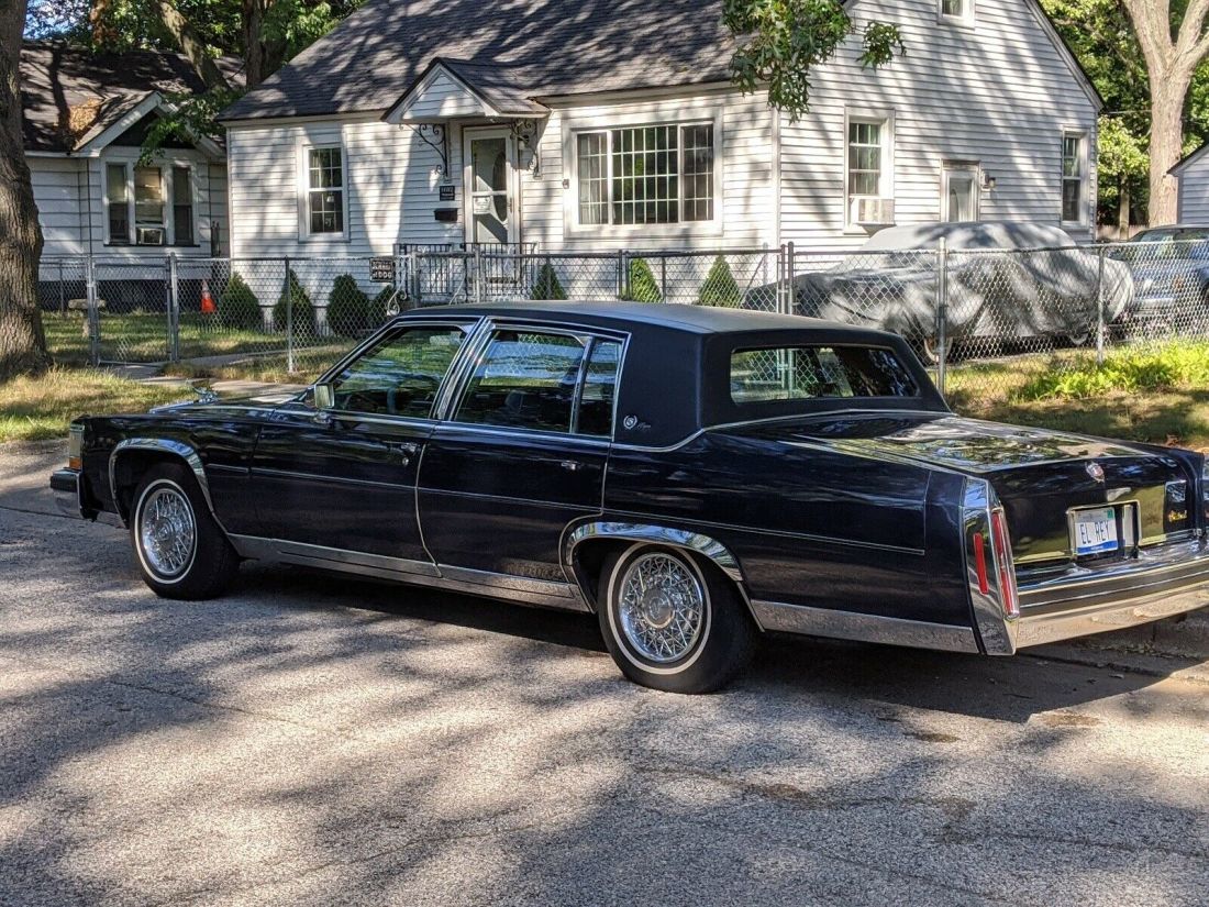 1980 Cadillac Fleetwood Brougham D'elegance - photo 4