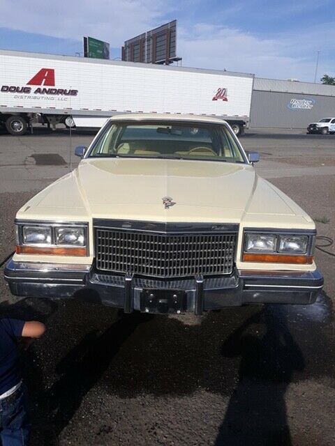 1980 Cadillac DeVille Sedan DeVille - photo 3