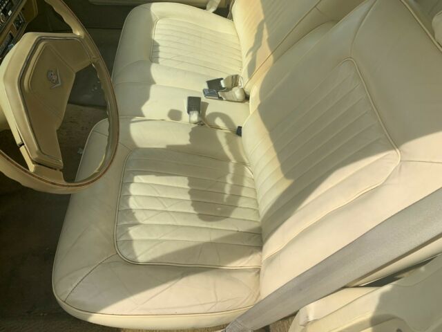 1980 Cadillac DeVille Sedan DeVille - photo 9