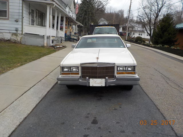 1980 Cadillac Seville - photo 2