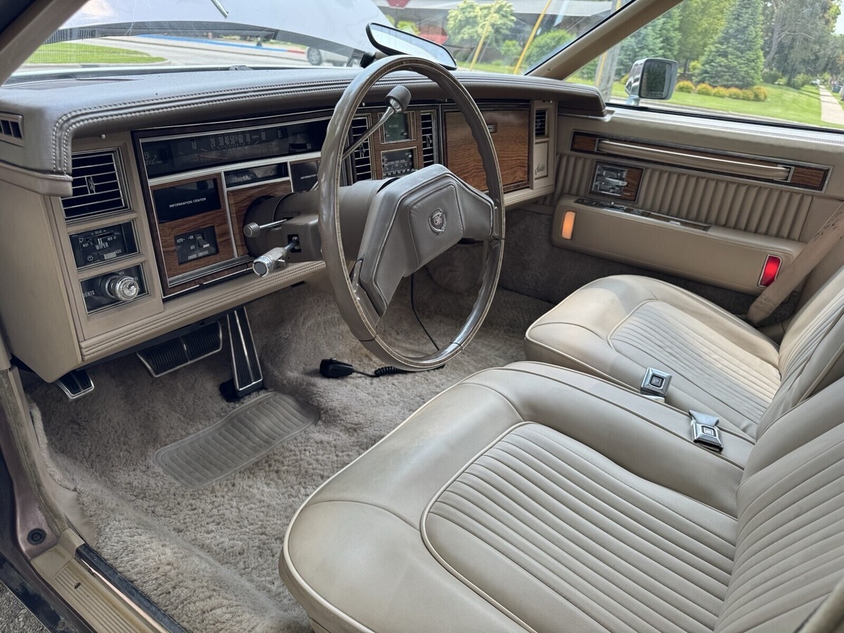 1980 Cadillac Seville - photo 13