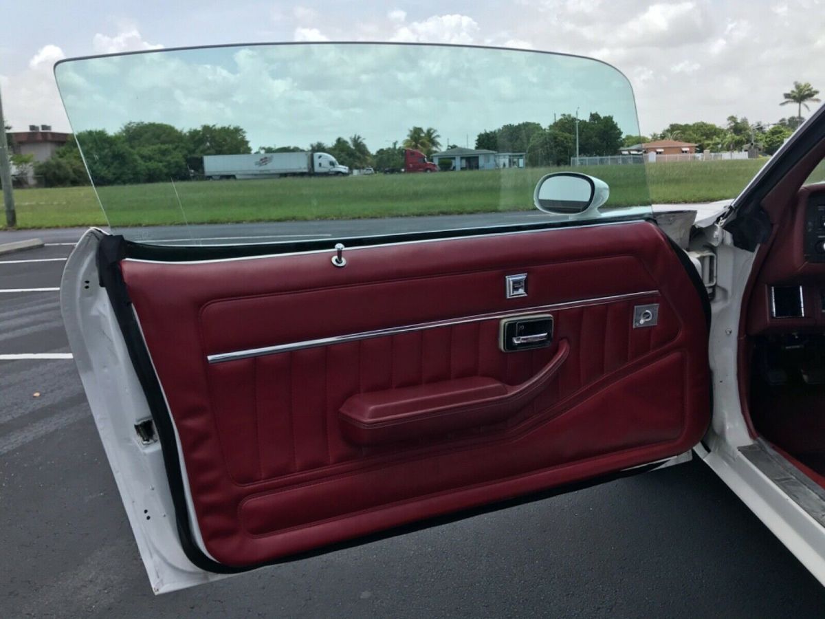 1980 Chevrolet Camaro Survivor collectors clean. - photo 11