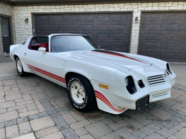 1980 Chevrolet Camaro - photo 3