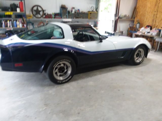 1980 Chevrolet Corvette L-48 - photo 4