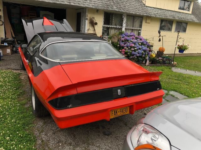 1980 Chevrolet Camaro V8 Classic Collector Coupe Car - photo 9