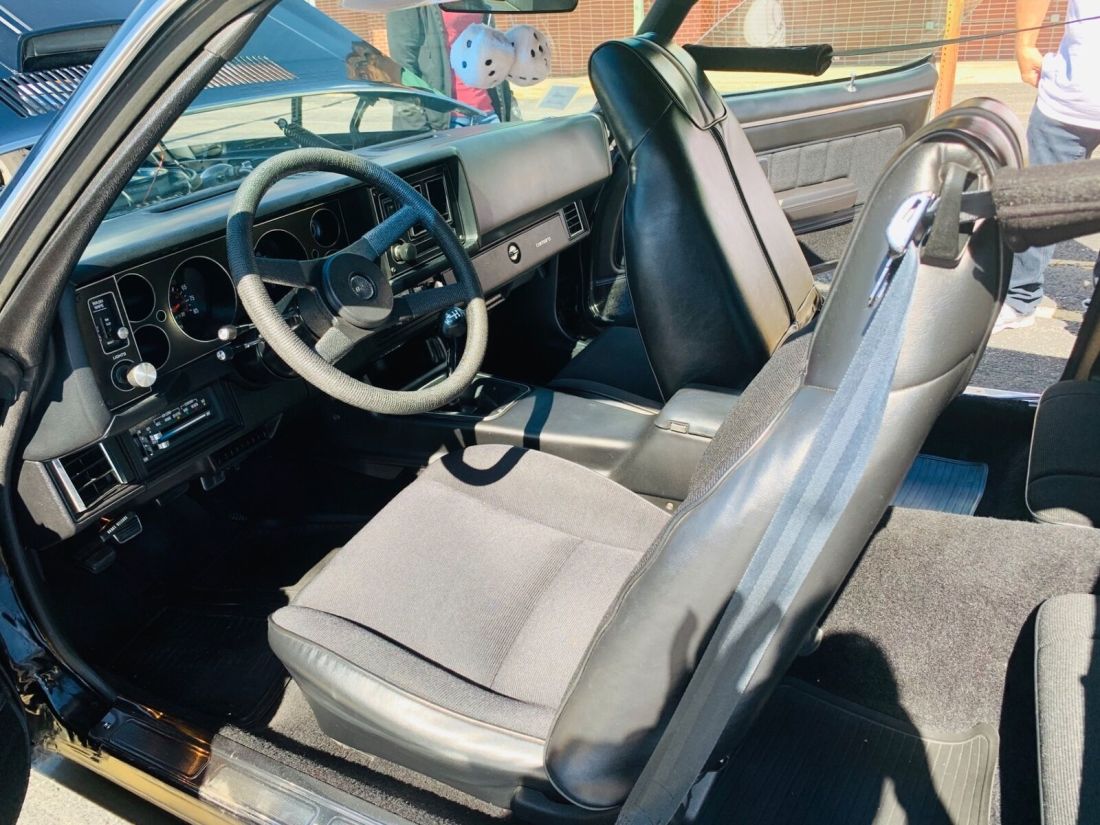 1980 Chevrolet Camaro - Z/28 - VERY LOW MILES - SHOW QUALITY - - photo 5