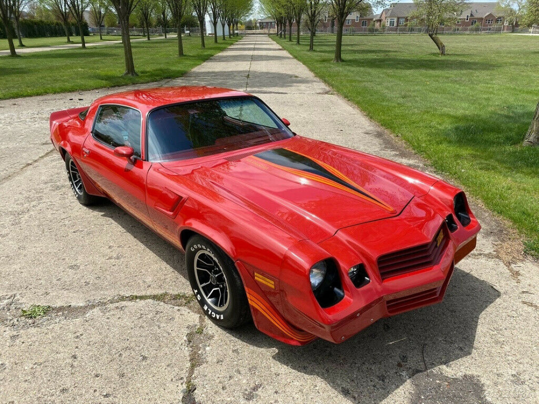 1980 Chevrolet Camaro Z28 350 CID 4 Speed - photo 10