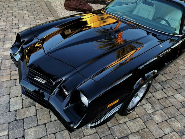 1980 Chevrolet Camaro Z28-4-Speed-350V-8-A/C-Original-Low-Miles!!! - photo 3