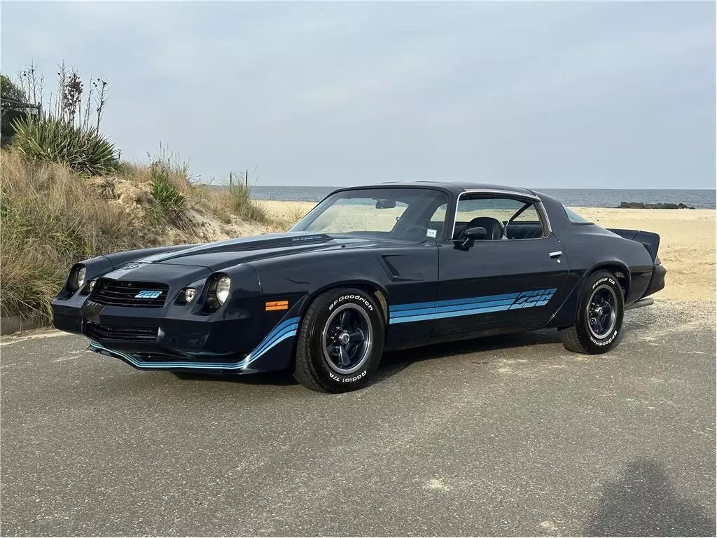 1980 Chevrolet Camaro Z28 4-speed 39340 Miles,Dark Blue Coupe 5.7 Liter V8 Manua 1980 Chevrolet Camaro Z28 4-speed