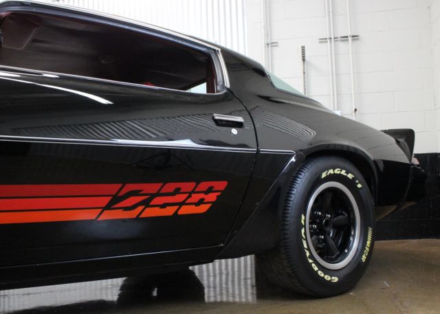 1980 Chevrolet Camaro Z28 - photo 4