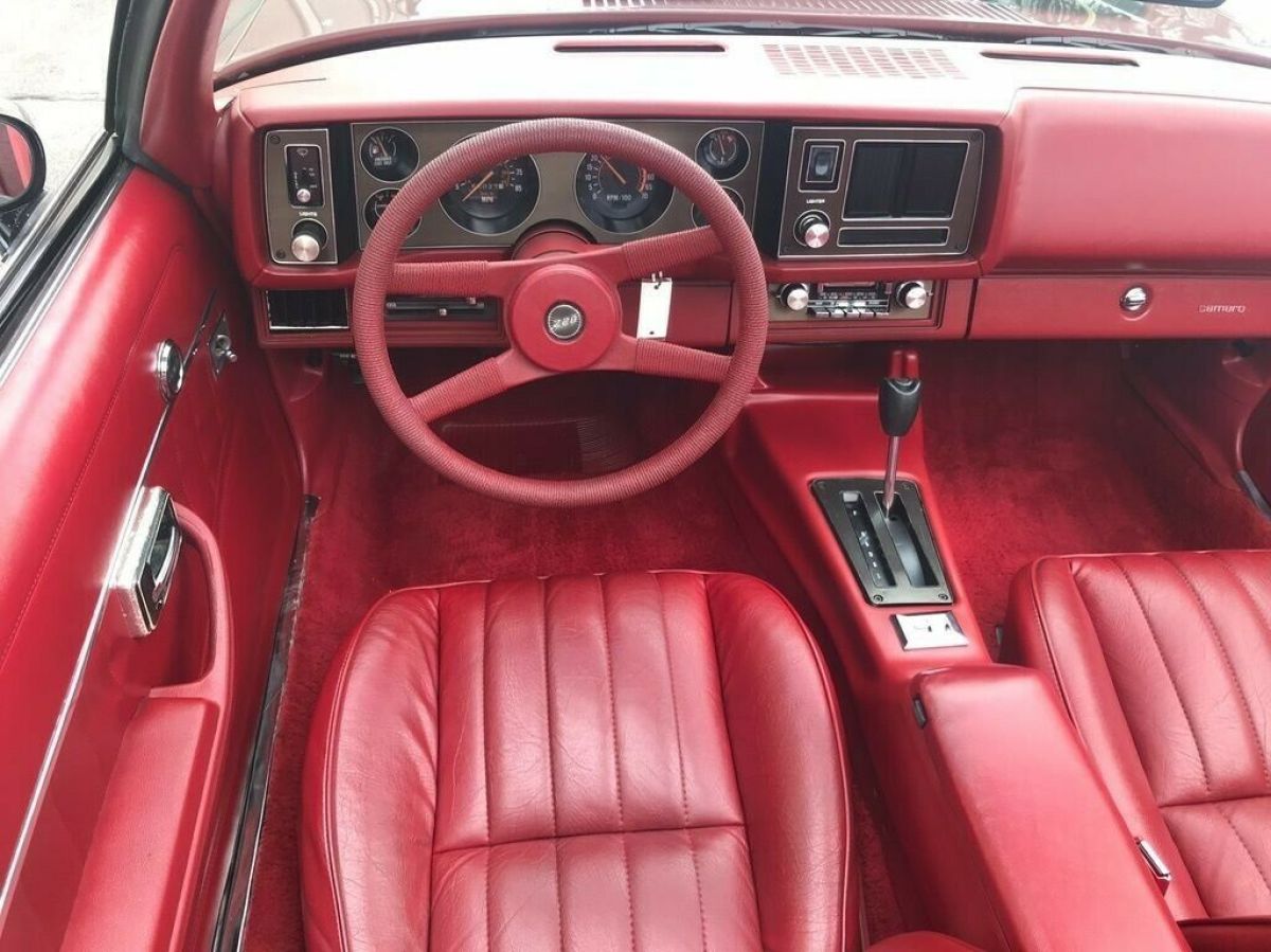 1980 Chevrolet Camaro Z28 - photo 9