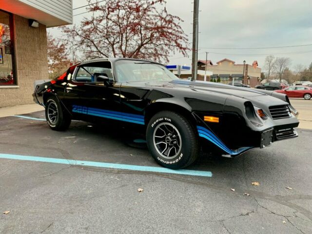 1980 Chevrolet Camaro -- - photo 6