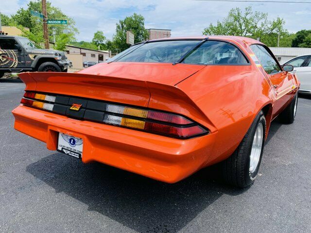 1980 Chevrolet Camaro Z28 Hugger - photo 9