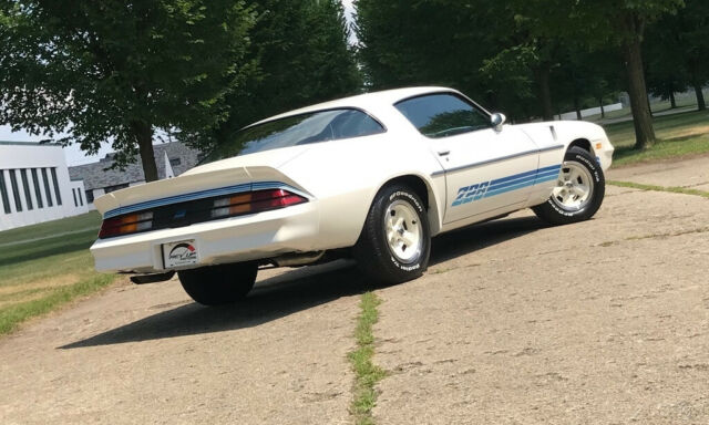 1980 Chevrolet Camaro Z28 - photo 7