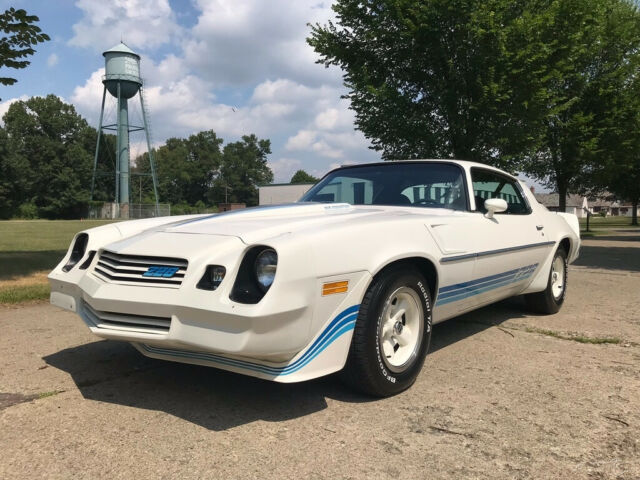 1980 Chevrolet Camaro Z28 - photo 2