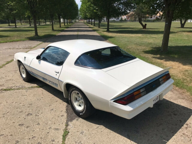 1980 Chevrolet Camaro Z28 - photo 4