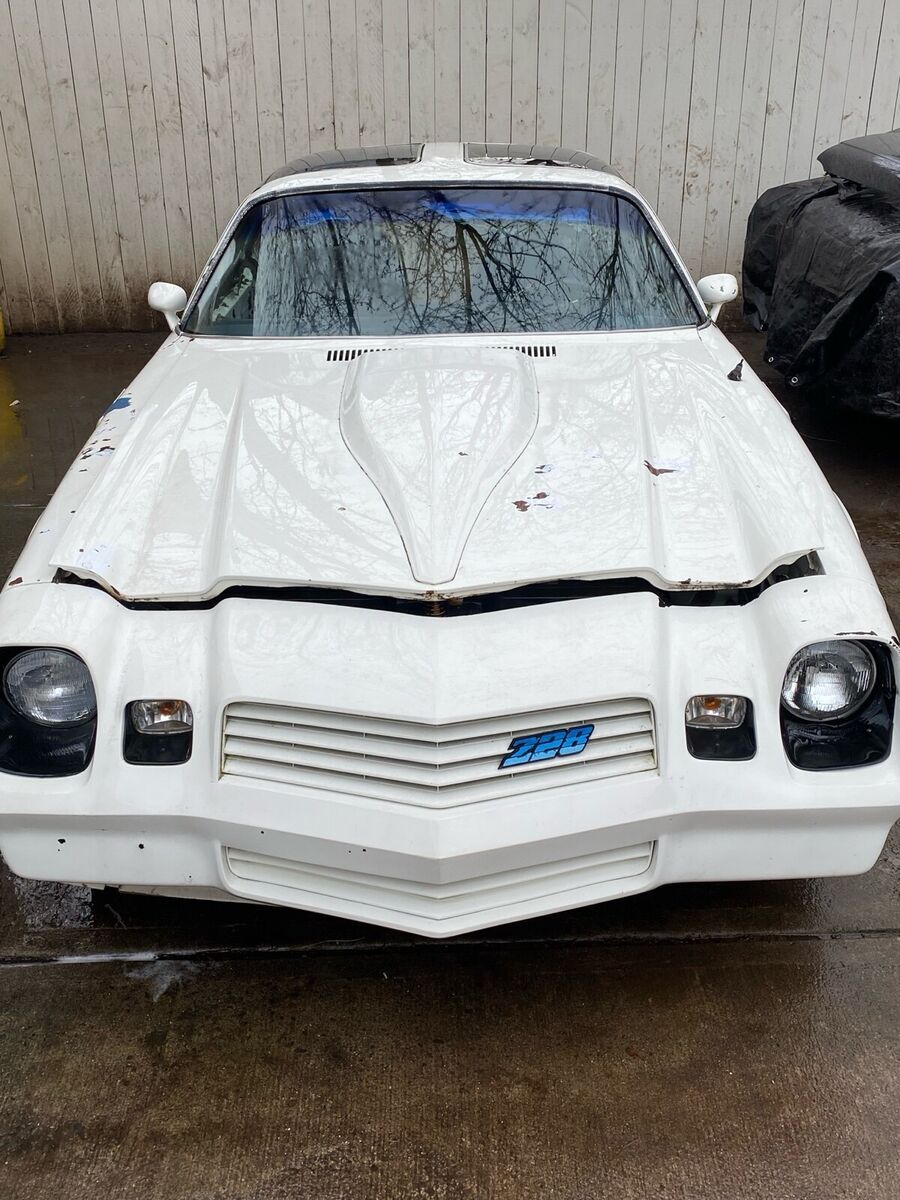1980 Chevrolet Camaro z28 - photo 2