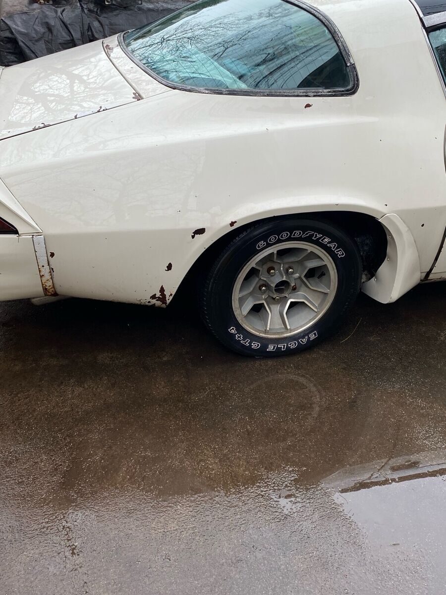 1980 Chevrolet Camaro z28 - photo 4
