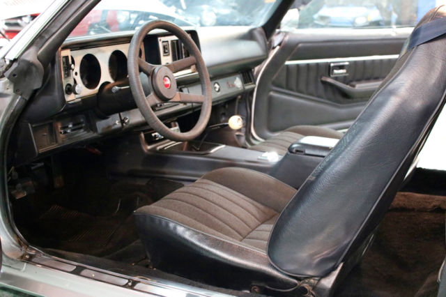 1980 Chevrolet Camaro Z28 - photo 13