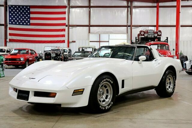 1980 Chevrolet Corvette 92941 Miles Pearlescent White Coupe 5.7L V8 Automatic 1980 Chevrolet Corvette --