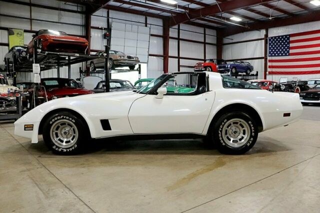 1980 Chevrolet Corvette -- - photo 2