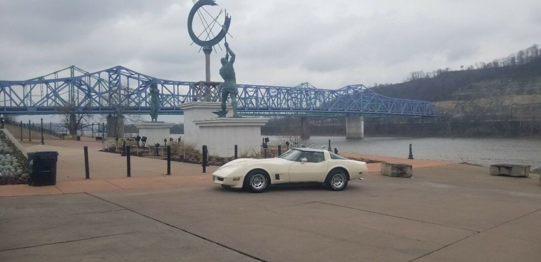 1980 Chevrolet Corvette - photo 3