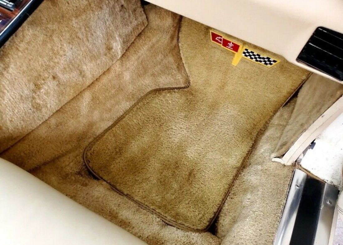 1980 Chevrolet Corvette - photo 9